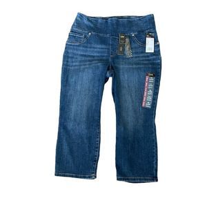 NWT Lee Platinum Plus Size Pull-on Sculpting Capri Jeans Expedition Slim Fit